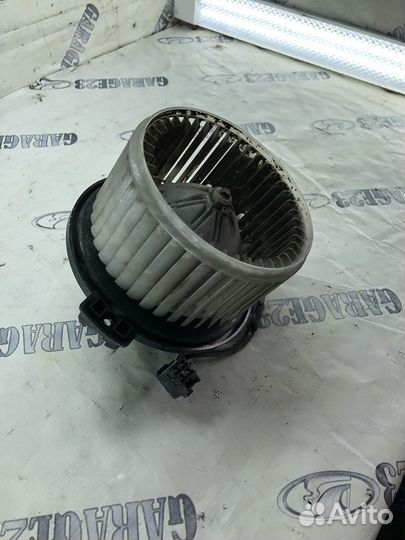 Моторчик отопителя Toyota Vios