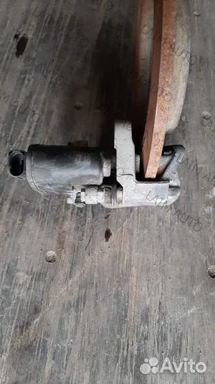 Суппорт задний в сборе с колодками Volvo