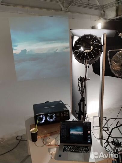 Осветитель / гаффер / ассистент фотографа