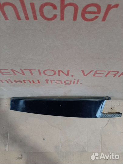 Накладка двери задней правой Skoda Octavia a7