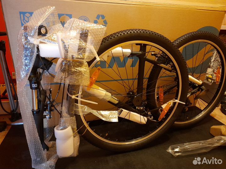 Новый горный велосипед (MTB) Giant, M, документы