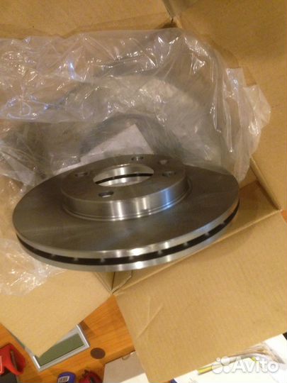 Передние тормозные диски VW Golf 2 Jetta 2