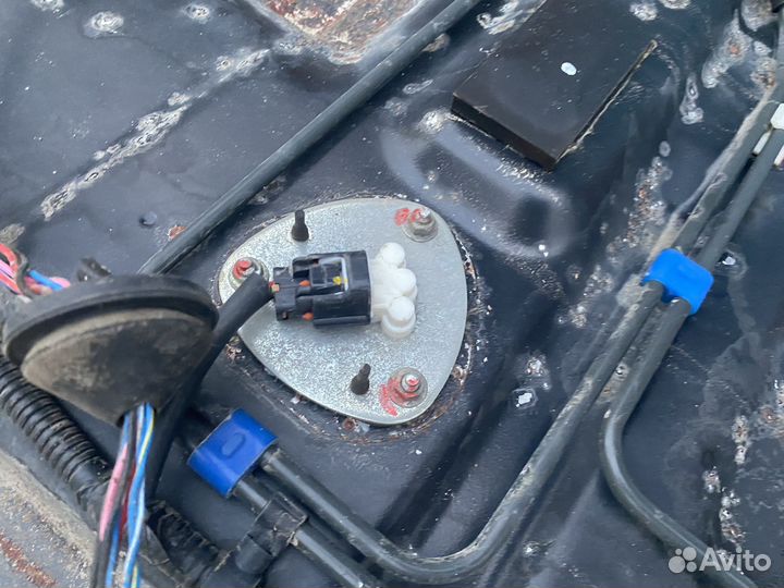 Бензобак Mitsubishi lancer 9