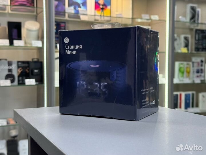 Умная колонка Яндекс станция Мини с часами