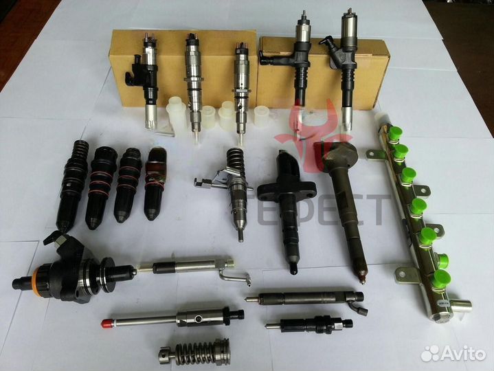 Форсунка топливная 6211-12-3500