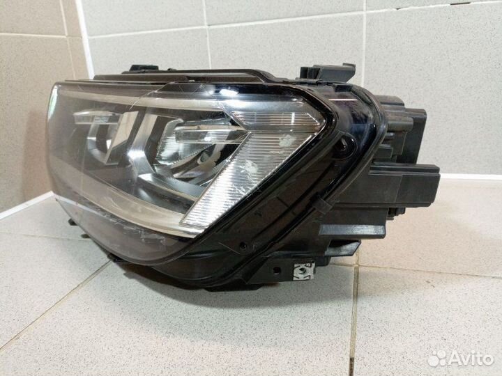 Фара левая Volkswagen Tiguan 2