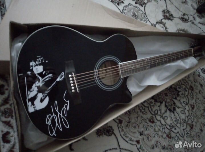 Акустическая гитара Виктор Цой группа Кино