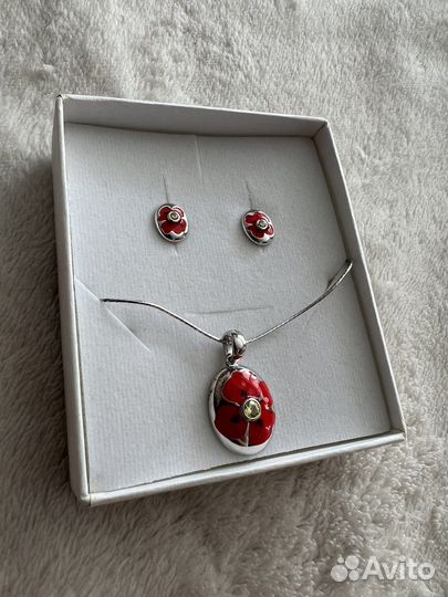 Серьги и подвеска