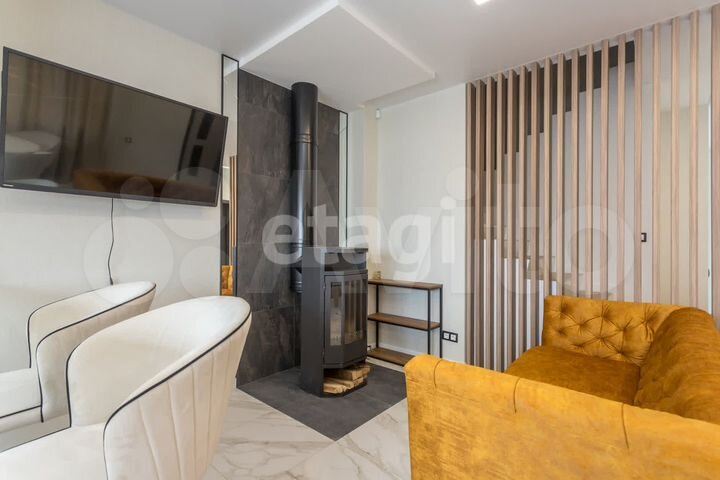 Дом 122,3 м² на участке 1,8 сот.