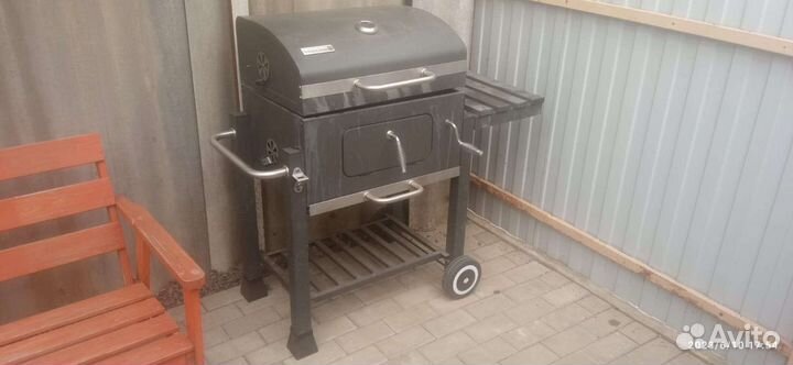 Угольный гриль-барбекю Master