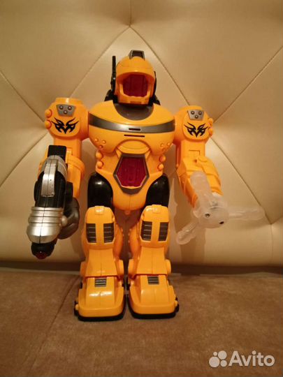 Игрушка робот