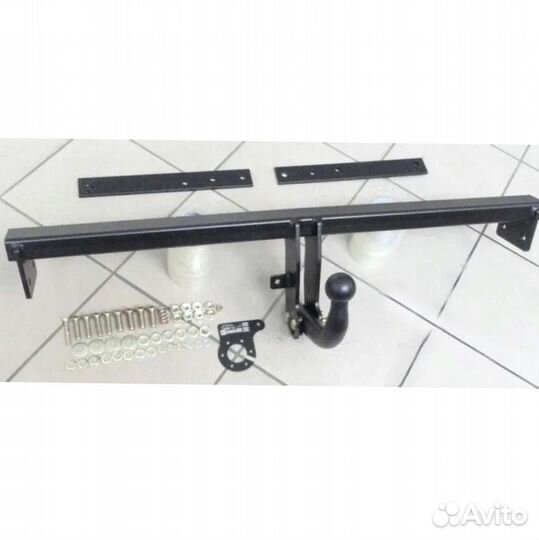 Фаркоп Skoda Rapid лифтбек 2012-2020, 2020