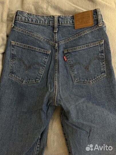 Джинсы Levis Ribcage