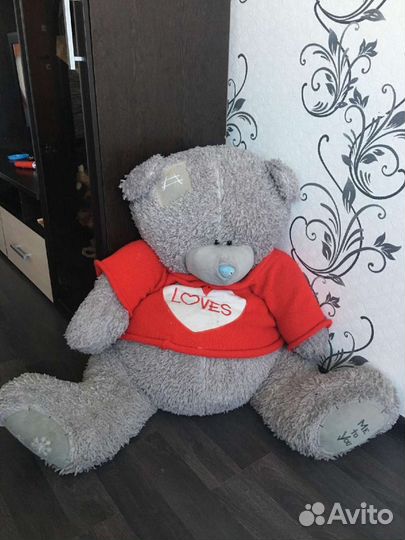 Большой мишка Тедди