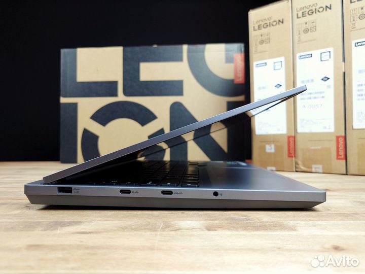 Lenovo Legion Slim 5 Core i7-14700HX/RTX 4060