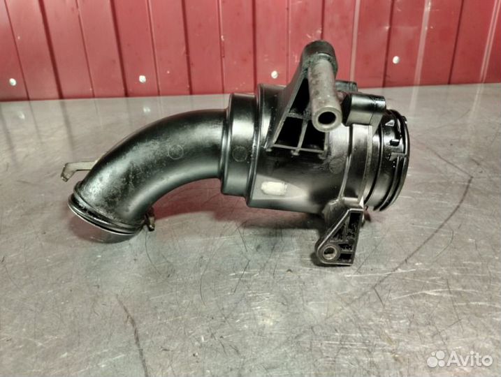 Патрубок Mercedes Cls C219 OM642 3.0 CDI 2005