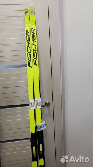 Лыжи беговые fisher