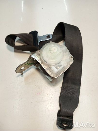 Ремень безопасности задний правый Mitsubishi