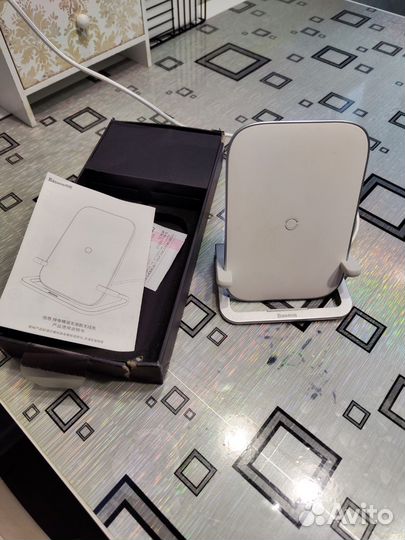 Беспроводное зарядное устройство Baseus Rib