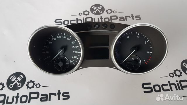 Щиток приборов приборная панель Mercedes GL X164