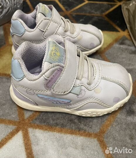 Кроссовки детские