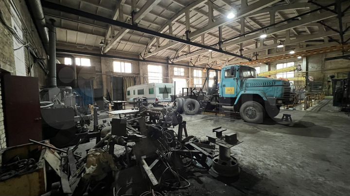 Склад, Производство