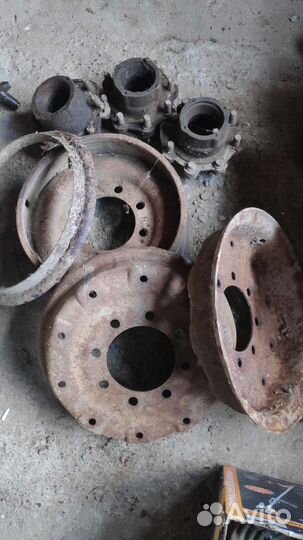 Ступицы диски для прицепа 2 птс 4