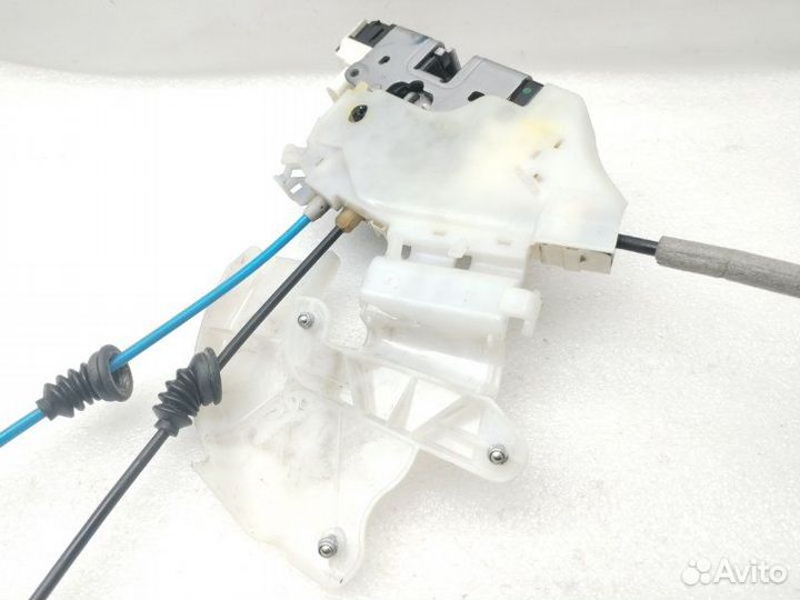 Замок двери задний правый Mercedes-Benz Cls-Class