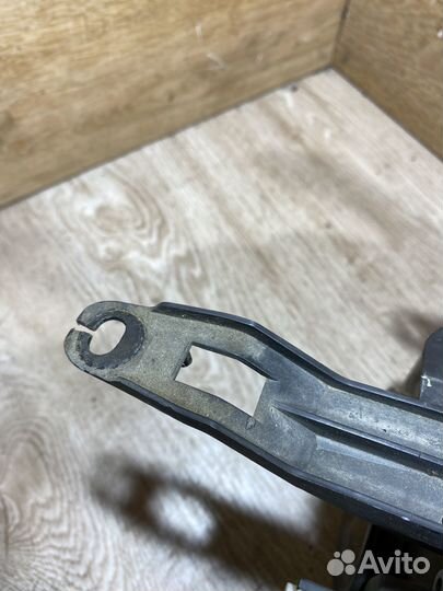 Фара передняя правая Ford Fusion рест 142482