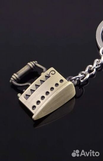 Утюг старинный миниатюрный (брелок)