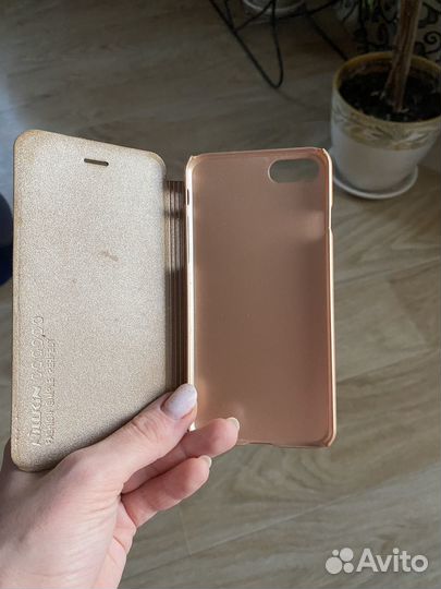 Чехол на iPhone 7