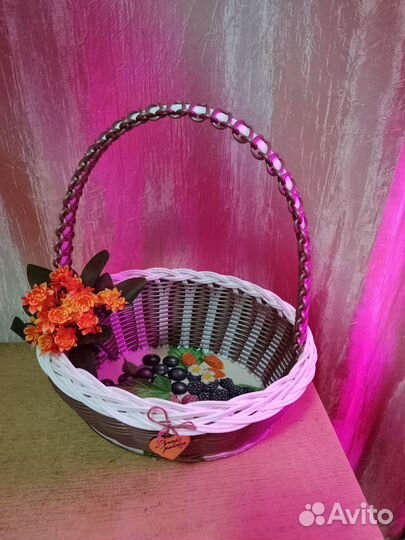 Корзинки плетеные из прутка (ротанга)