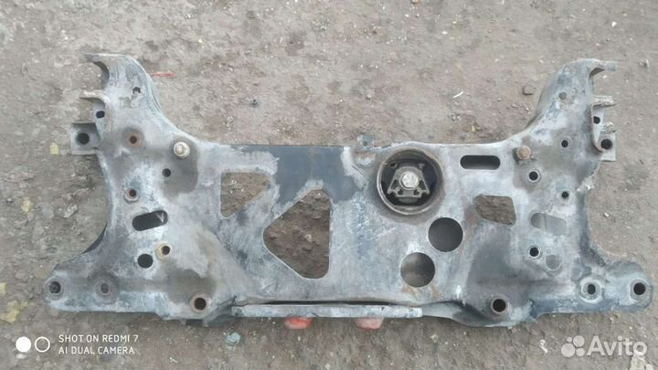 Подрамник передний VW Volkswagen Jetta 6