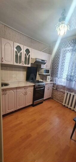 1-к. квартира, 38 м², 1/9 эт.