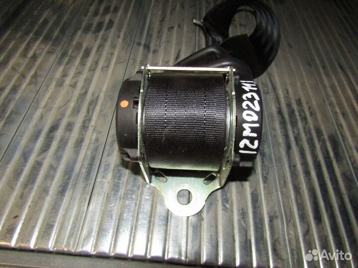 Ремень безопасности Juke (F15) 2011