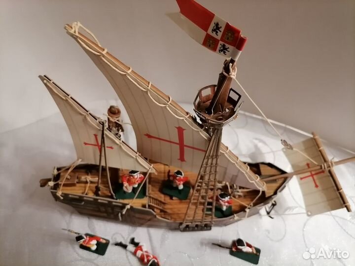Каравелла с солдатиками
