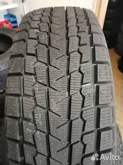 Yokohama Ice Guard G075 255/45 R20