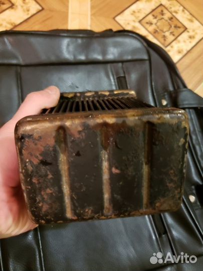 Масляный радиатор заз 965.Ранний редкий радиатор