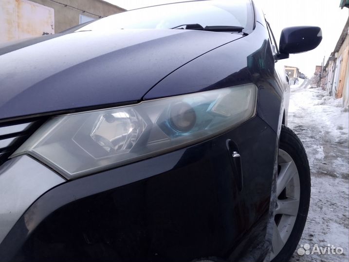 Продам фары ze2