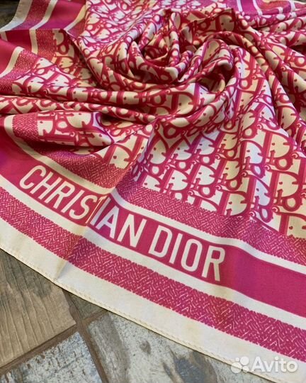 Шелковый платок шаль Christian Dior розовый