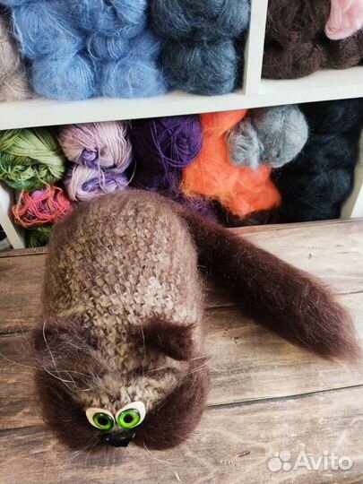 Кот Батон