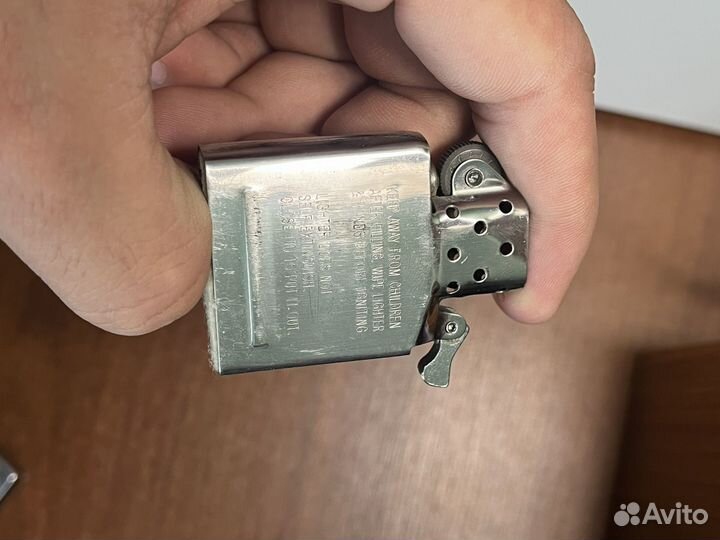 Зажигалка бензиновая zippo hollywood