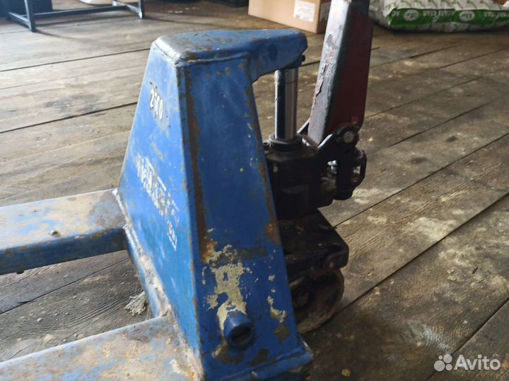 Рохля бу гидравлическая 2,5 т