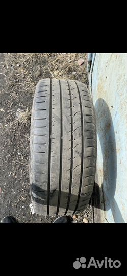 Kumho 722 235/55 R18