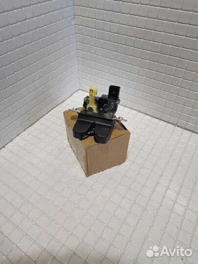 Замок багажника Hyundai Creta