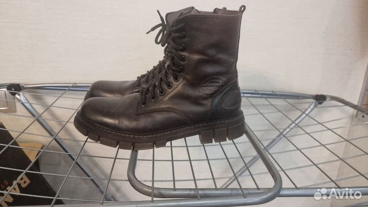 Зимние ботинки 42р