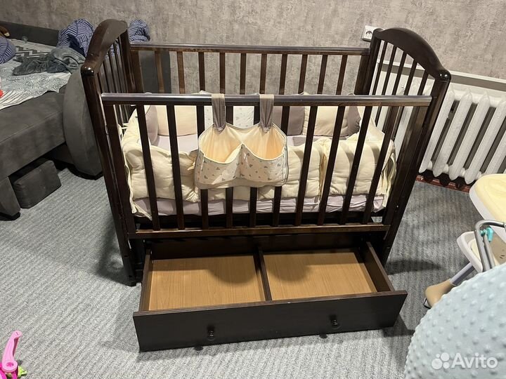 Кроватка детская