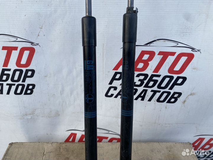 Амортизаторы крышки багажника Opel Astra H купе