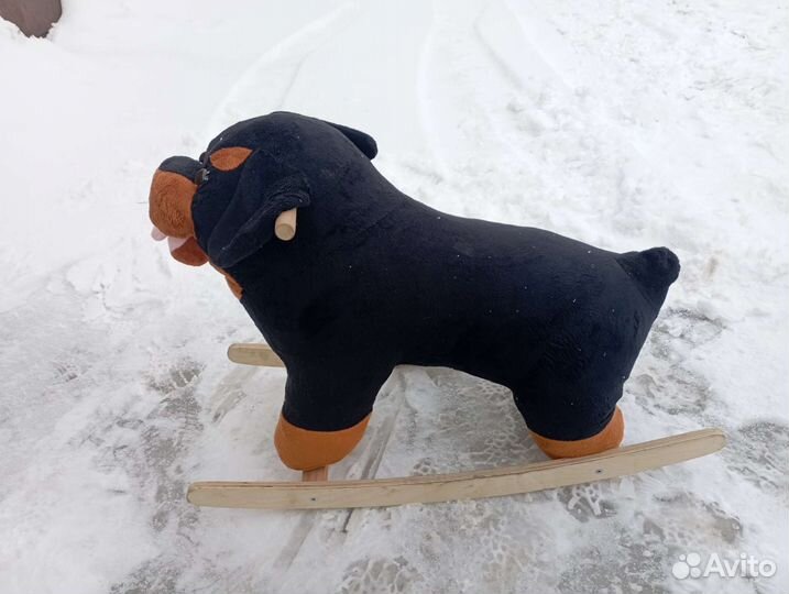 Собака качалка