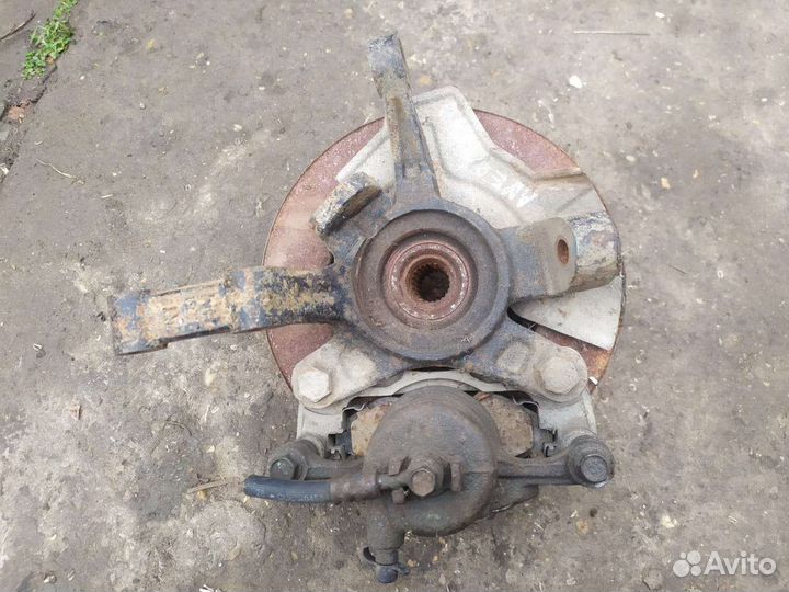 Поворотный кулак Chevrolet spark перед правый